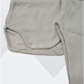 Conjunto de bebé unisex beige – Body cruzado manga larga + polaina con pies