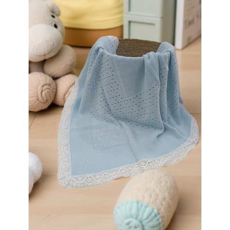 Toquilla de bebé azul con encaje – ternura y estilo para tu recién nacido