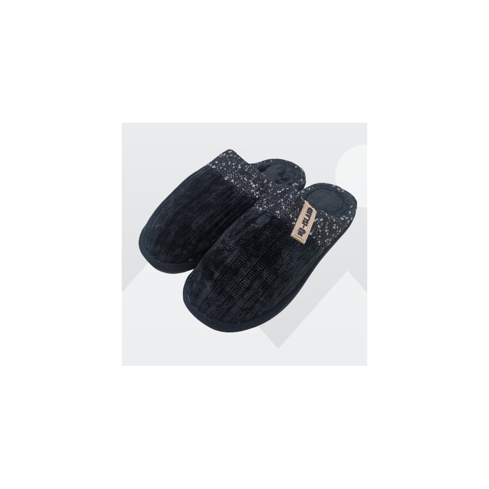 Zapatillas de Casa para Hombre en Color Negro – Confort, Calidez y Suela Antideslizante