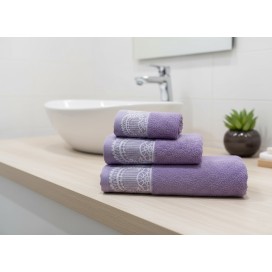 Juego de Toallas Color Lila 100% Algodón 550g/m² – 3 Piezas