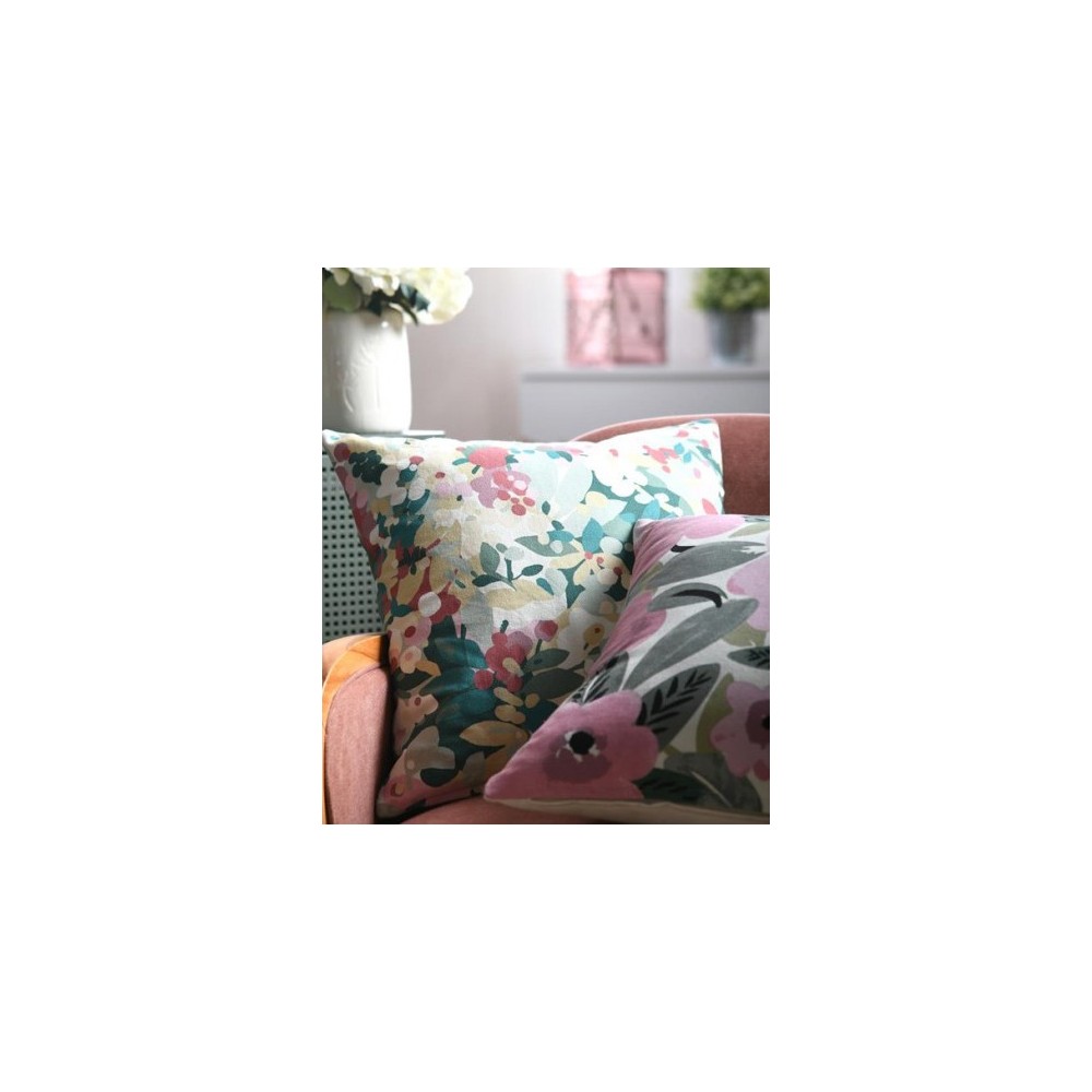 Funda de Cojín  con Diseño Floral Acuarela (40x40 cm) sobre sofa