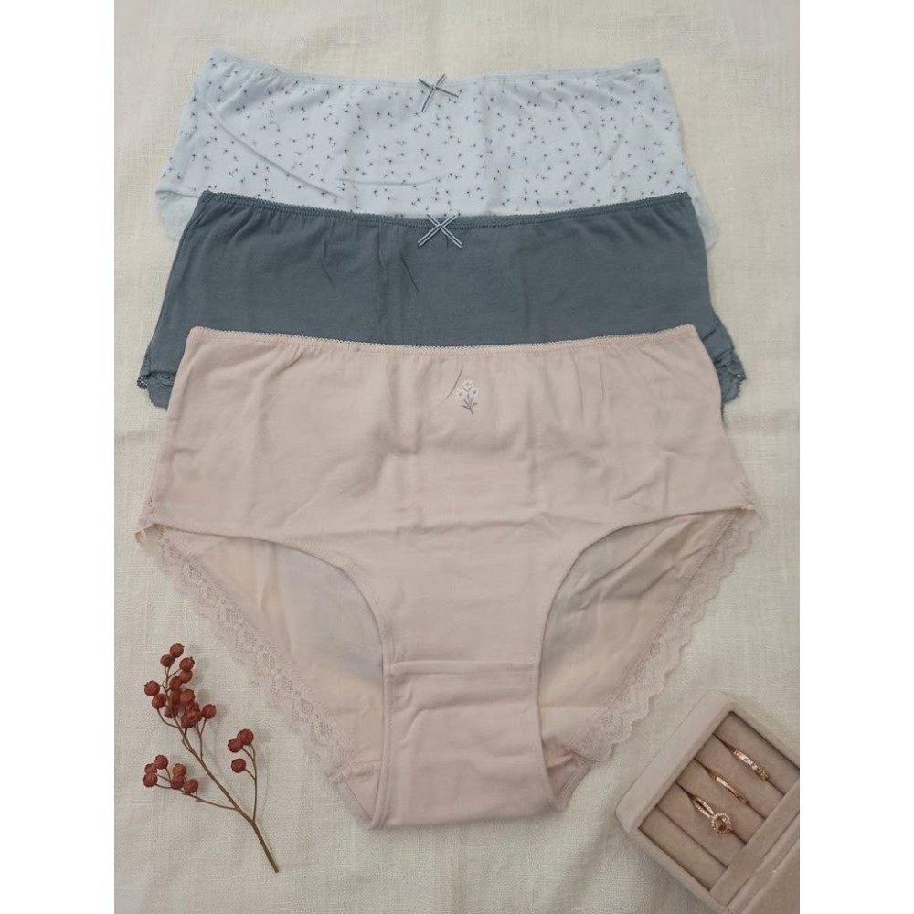 Pack x3 Bragas altas de Algodón "Soft Blossom" – Confort con Detalle de Encaje