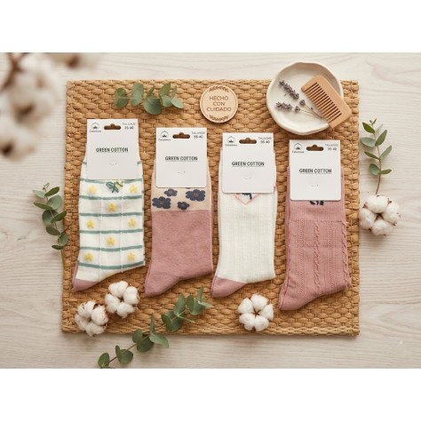 Pack de 3 Calcetines de Algodón en Tonos Rosados – Textura Canalé y Detalles Bordados