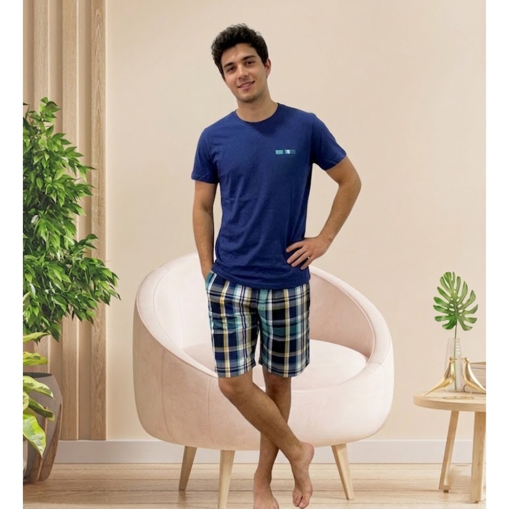 pijama de verano compuesto por camiseta azul de manga corta 100% algodón y pantalón corto con estampado de cuadros