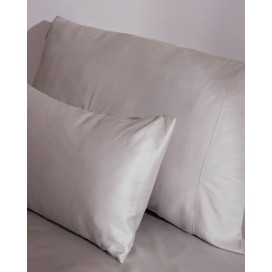 Funda de almohada gris anti-frizz de seda de bambú ecológica Don Algodón para el cuidado del cabello.