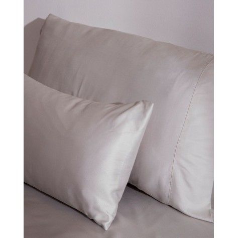 Funda de almohada gris anti-frizz de seda de bambú ecológica Don Algodón para el cuidado del cabello.