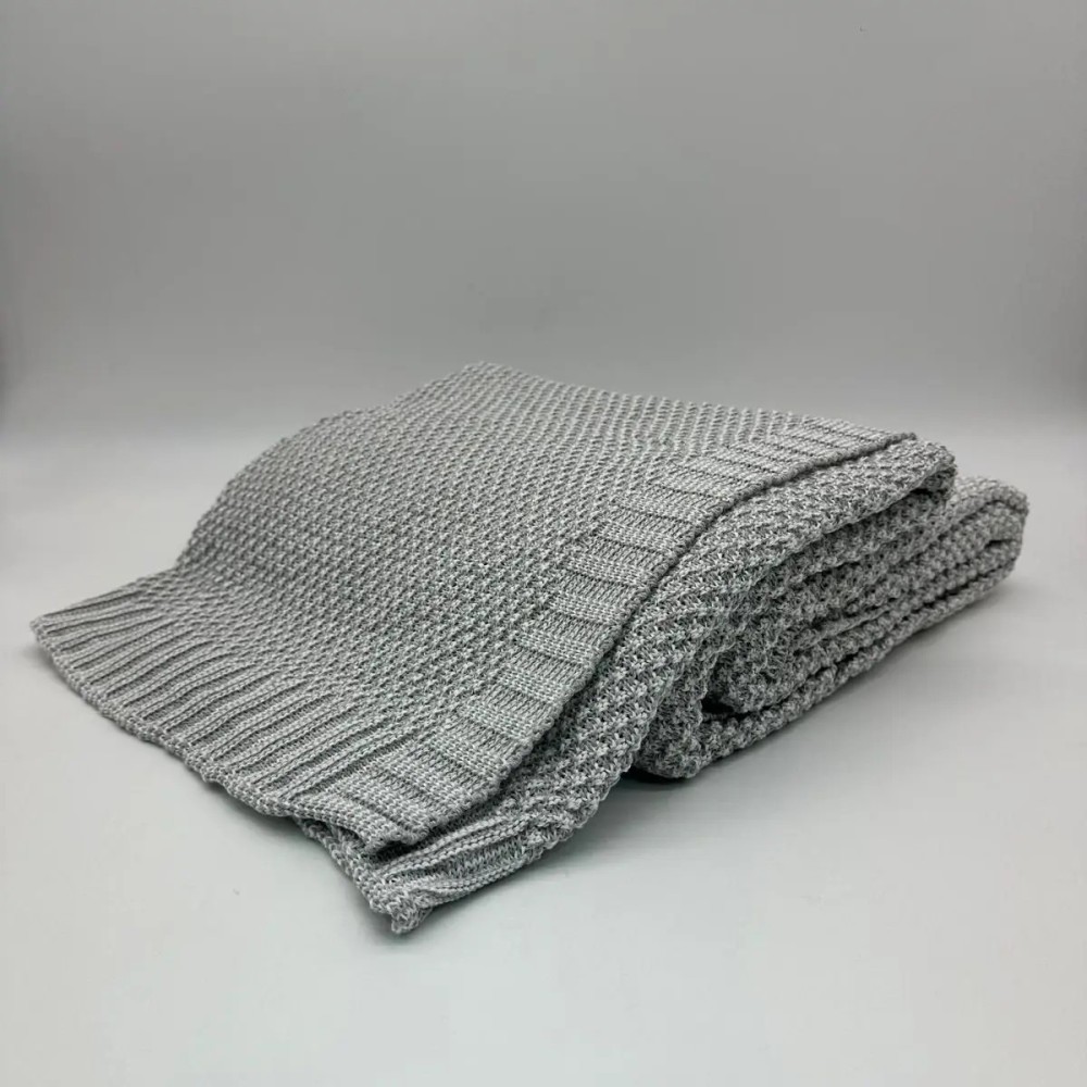 Fular o Colcha Multiusos Modelo Granito (Gris Vigoré) – Libra