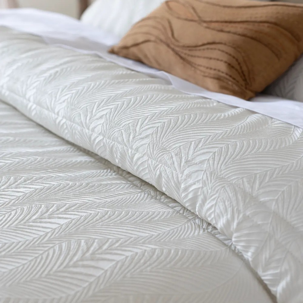 Conforter Jacquard Ariel (Marfil) – Sandeco