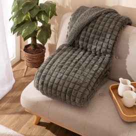 Plaid Amber Karamelo Verde 130x160 cm – Sedalina y Sherpa