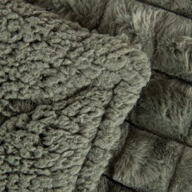 Plaid Amber Karamelo Verde 130x160 cm – Sedalina y Sherpa
