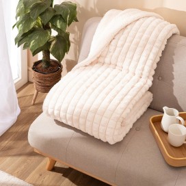Plaid Amber Karamelo Crema 130x160 cm – Sedalina y Sherpa