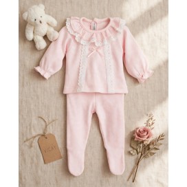 Conjunto Bebé Jubón y Polaina Rosa Model Gregal sobre fondo infantil