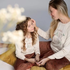 Pijama de Invierno para Mujer Muydemi | Diseño "Hello Autumn" y Tonos Cálidos