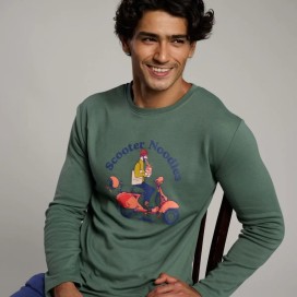 Pijama de hombre "SCOOTER NOODLES" en color verde - muydemi