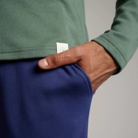 Pijama de hombre "SCOOTER NOODLES" en color verde - muydemi