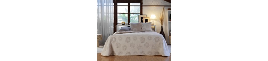 Colchas de Verano | Ligereza y Frescura para tu Cama